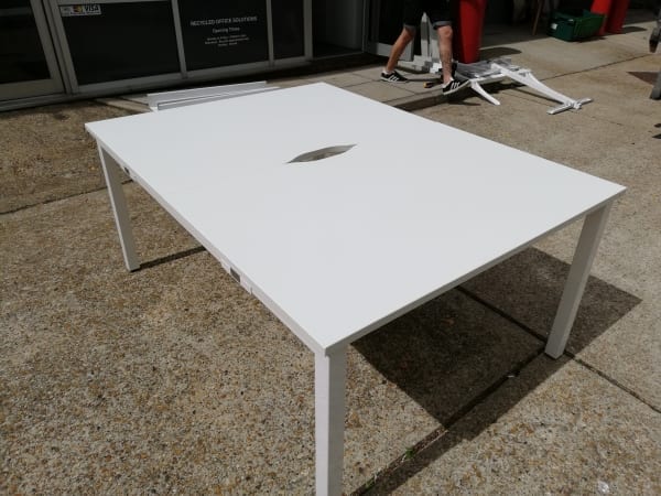 Bank of 2 White 120cm Desks
