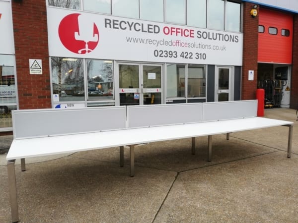 Bank of 6 White 160cm Desks with Grey Screens