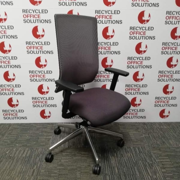 Boss Design Q Swivel Operator Chair in Grey