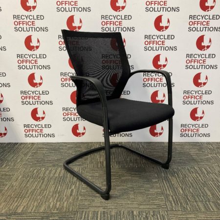 Sidiz Black Meeting Chair With Arms - Black Frame