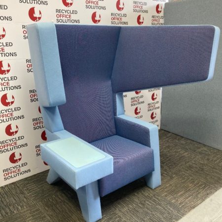 'Prooff Ear Chair' Design by Studio Makkink & Bey