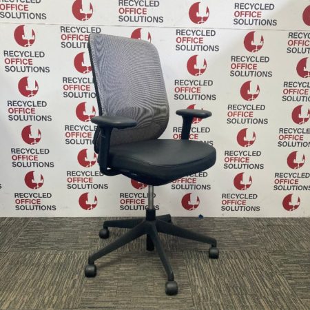Black 'Orangebox Do' Task Chair with Black Frame - Leather Effect Seat