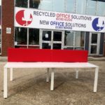 Bank of 4 120cm White arrow Desks With Red Screens