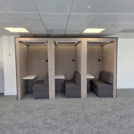 3 Person "Special Bob" Open Work Booth